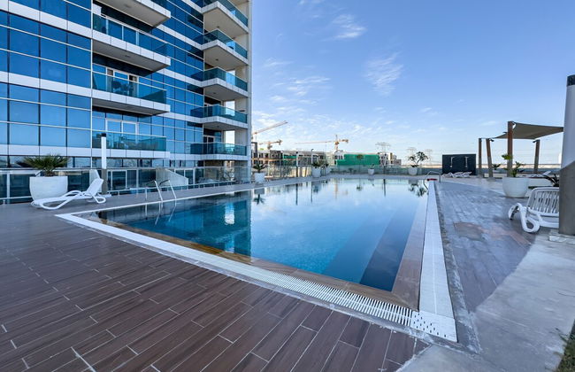 Luxury StayCation - Al Jawhara Tower Studio Apt in the Heart of Dubai - Photo 31