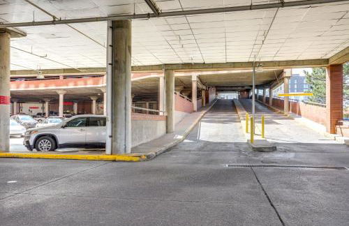 Less Than 1 Mi to Downtown Denver Condo with Pool Access! - Foto 21