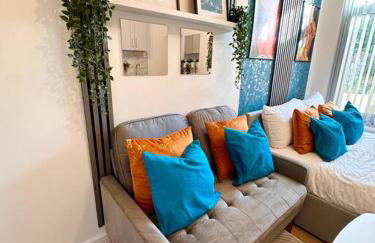 Cosy Self-Contained Studio Near QE Hospital in Harborne - R4 - Photo 3