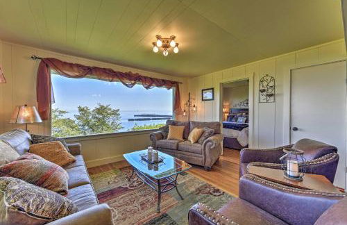 Waterfront Home about 6 Mi to Olympic National Park! - Foto 1