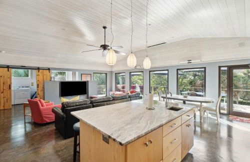 Folly Vacation 620 Three Bedroom Home, one block to the beach and pet friendly - Foto 18