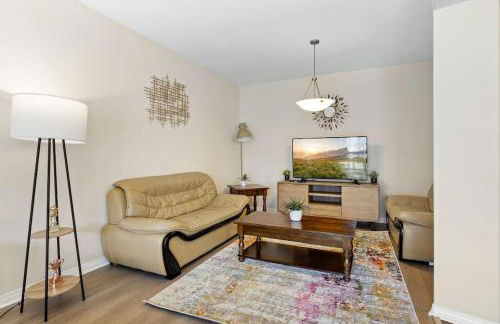 Charming 2BR2BA Home Near Downtown LA And Walkable Amenities - Foto 1
