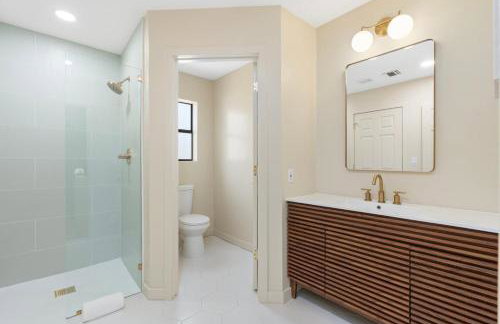 Luxury 5BR Cottonwood Retreat with Pool and Panoramic Views - Foto 34