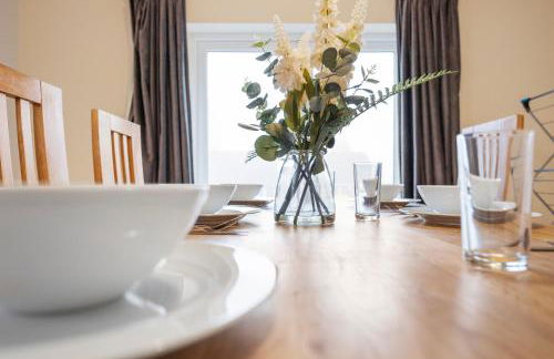 Spacious 6-Bed with Pool Table Desks in every room - Foto 43