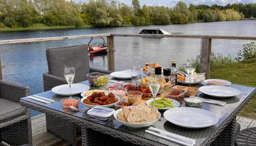 Willow's Lakeside Lodge With Hot Tub & Hi-Speed Wifi - Foto 4