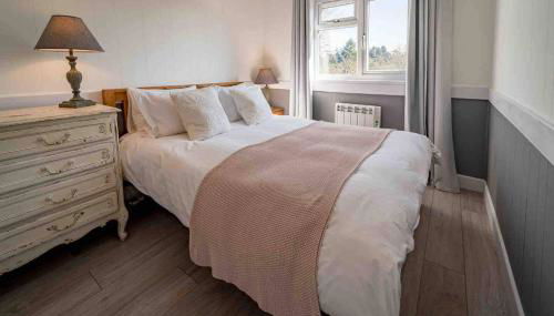 Cedar Cabin Overlooking Bedgebury Forest - Foto 3