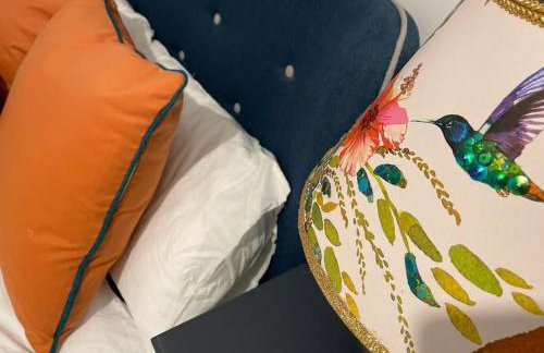 Stunning and Spacious 2bed flat in central Woking - Foto 3