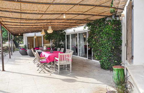 2 Bedroom Cozy Home In Aramon - Foto 7