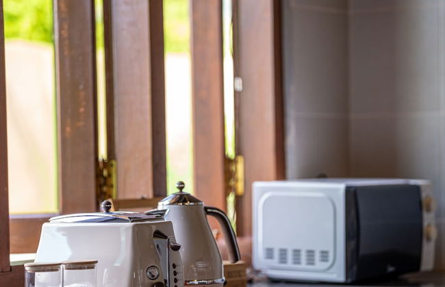 The Villa - Luxury Private Pool Villa - Photo 16