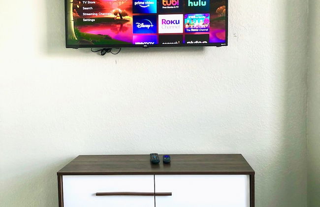 301 - Super Clean & Beautiful. Pools, Gym, Lake - Foto 37