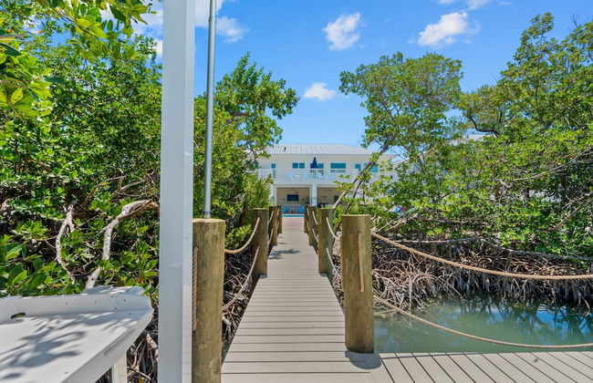 Paradise Point Pool Dock Lounges BBQ - Foto 79