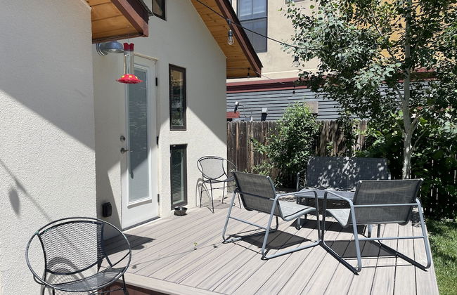 Vibrant Downtown Bungalow – Walk Everywhere! - Foto 32