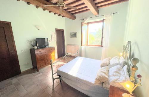 Detached Villa - Sleeps 10 - Pool - Pergola - Playground for Children - Wifi - Photo 70