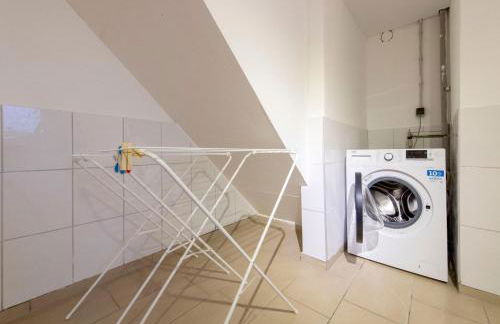 Stay and Work Apartment - 8 single beds - Garage - Foto 36