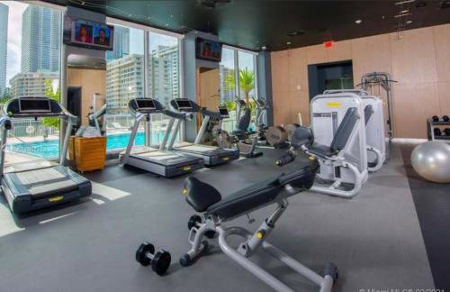 Stunning Penthouse Suite Waterfront 2BD 2BA - Foto 37