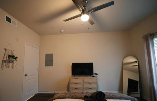 Charming 2 bedroom, 2 bath apartment - Foto 14