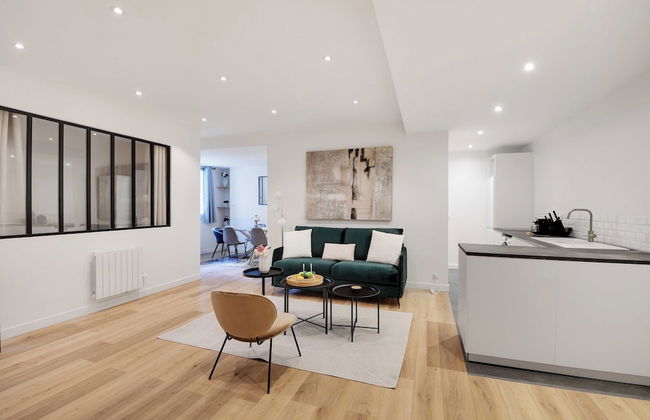 Spacious Apartment - 3br/8p - Place de la Nation - Photo 1