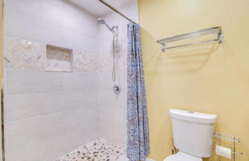 Classy San Benito Vacation Rental with Chiminea! - Foto 18