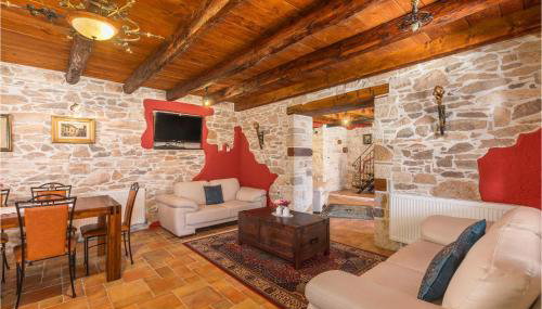 3 Bedroom Nice Home In Plovanija - Foto 4