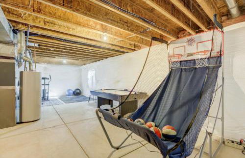 Silver Outpost Near Peterson SFB & Game Lounge - Foto 3