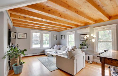 Beautiful Falmouth Condo with Patio Near Portland! - Foto 4