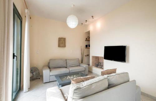 Villa by Kissakas Beach with Sea Views - Foto 4