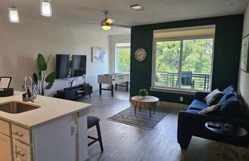Modern Cozy Condo facing Riverwalk w King Suite - Foto 5