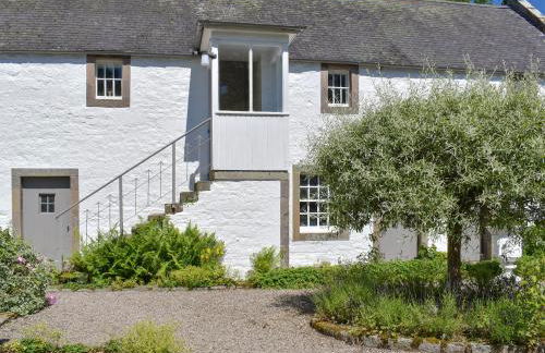 The Garden Suite - Photo 13