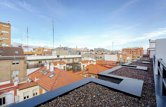 Feelathome Ventas Suites - Photo 27