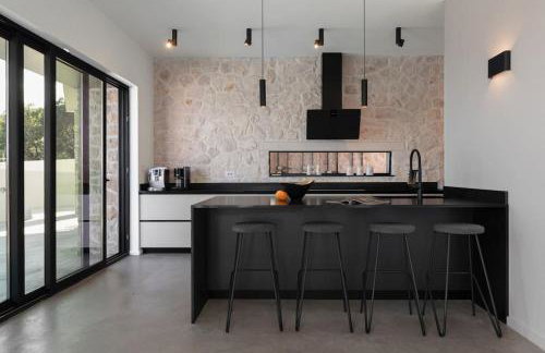 Luksuzna moderna vila sa panoramskim pogledom - Foto 2