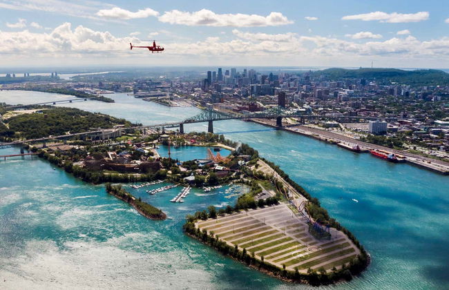 Montreal Helicopter Ride - Photo 4