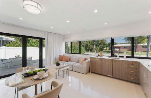 Lush Florida King Bed Studio - Dog Friendly Oasis - Foto 7