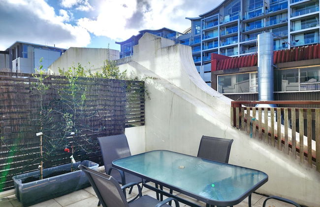 U Suites on Jessie - Photo 20