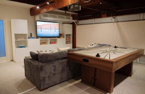 Villa Mountain Getaway with a Pool Hot Tub 5 Beds - Foto 13