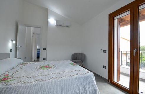 Stunning Apartment In Olia Speciosa - Foto 17