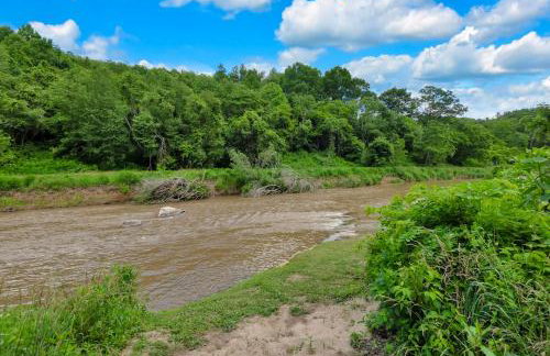 30 Mins to Boone, Fire Pit, Hot Tub, 3 porches, Dogs OK - Photo 38
