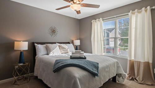 New Bama Retreat Sleeps 8 - Foto 5