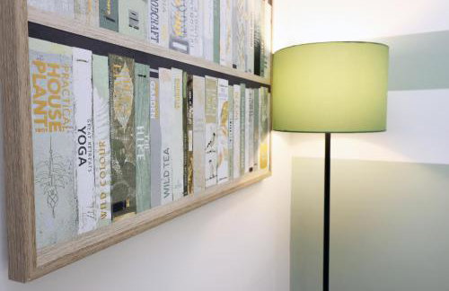 large 2 bed central apartment with balcony and private parking - Foto 26