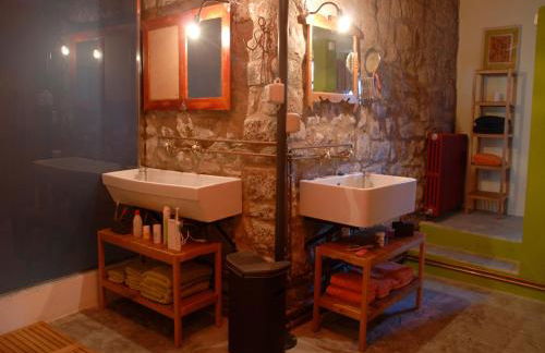 Farmhouse near Barcelona with Pool - Foto 19