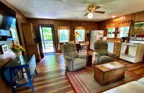 Cozy Cottage Lake Access Fire Pit - Foto 10