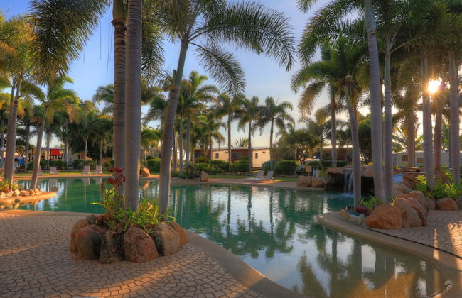 Tasman Holiday Parks - Rollingstone - Foto 1