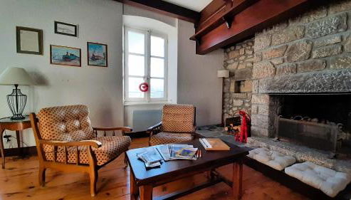 Gite La Coustourelle - Appartement T4 en coeur de village - Foto 4