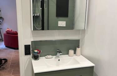 The Coach House - Photo 8