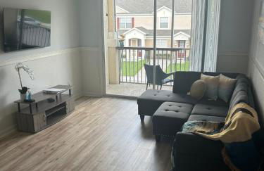 Beautiful Apartment Near Disney - Photo 17