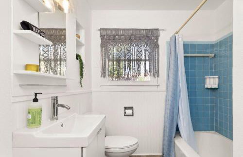 Stylish and Cozy 2BR in Vibrant East Austin - Foto 20