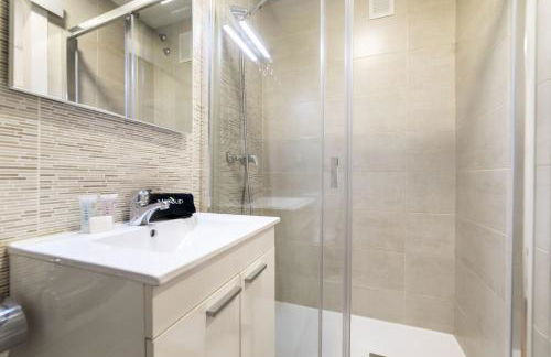 Deluxe VII - Ferga Suites - Photo 3