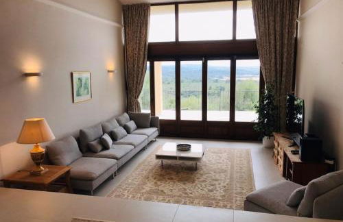 The House - Photo 23