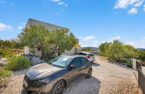 4 Bedroom Stunning Home In Jarebinjak - Photo 15