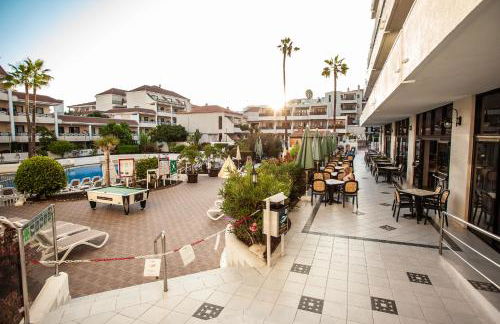 Spectacular Renovated Apartment, 5 min to Camison Beach, with AirCon - Photo 40