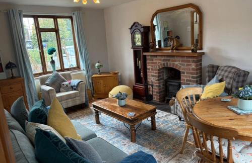 Charming and Cosy Country Cottage with Log Burner - Foto 45